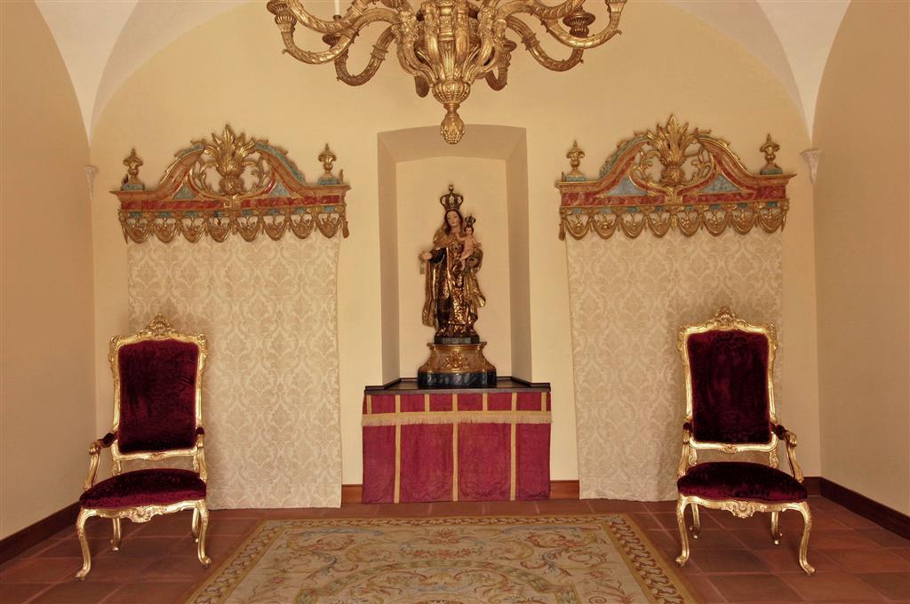 Convento Do Espinheiro, Historic Hotel & Spa Évora Interior foto The interior of the chapel