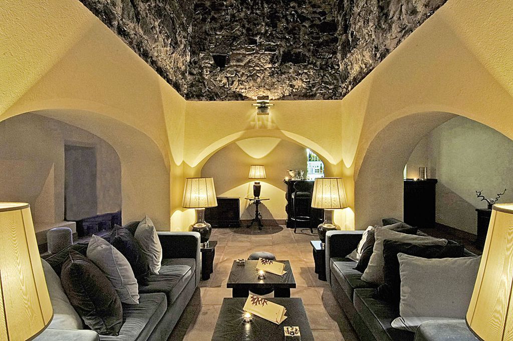 Convento Do Espinheiro, Historic Hotel & Spa Évora Interior foto The lounge at the airport