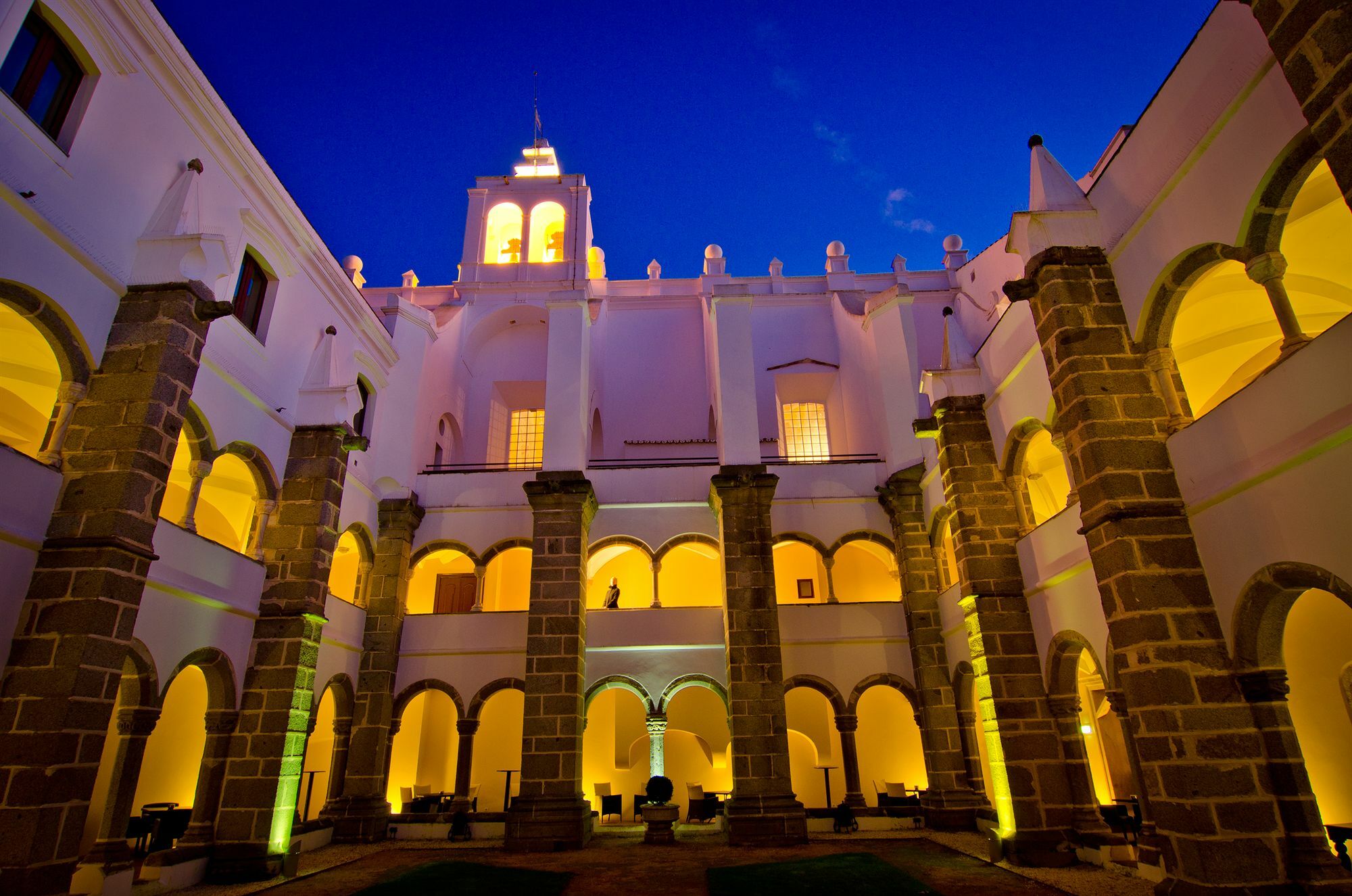 Convento Do Espinheiro, Historic Hotel & Spa Évora Exterior foto The Convent of San Francisco